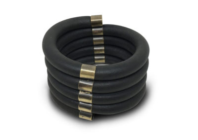 Bracelet en caoutchouc et laiton