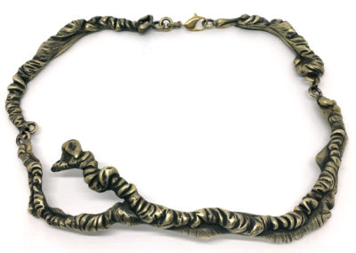 Collier en bronze