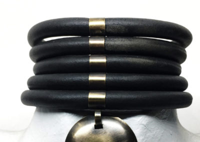 Choker en caoutchouc