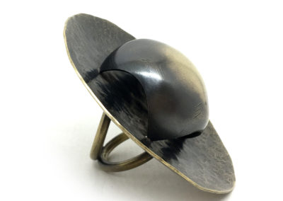 Grande bague en laiton