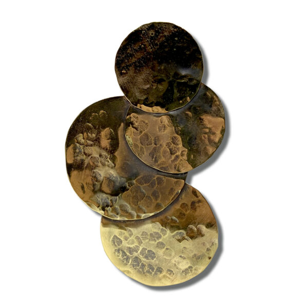 Boucle d'oreille ronde, solo, en laiton martelé