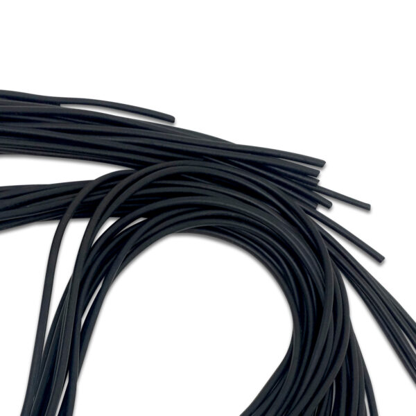 Long collier en laiton argenté et caoutchouc